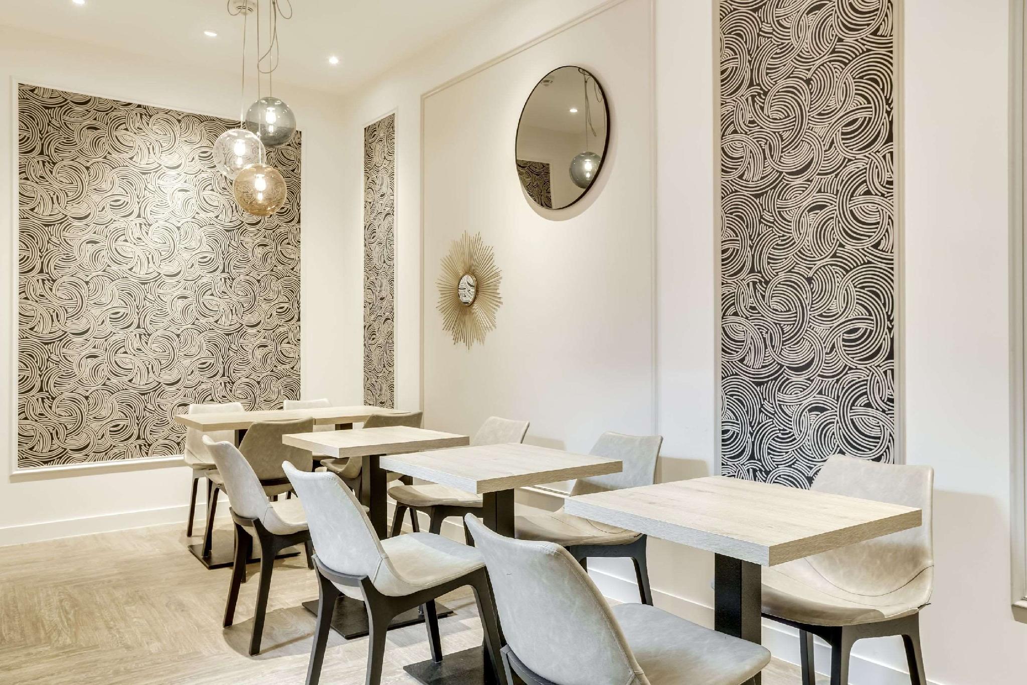 ホテル クルセーヌ 写真