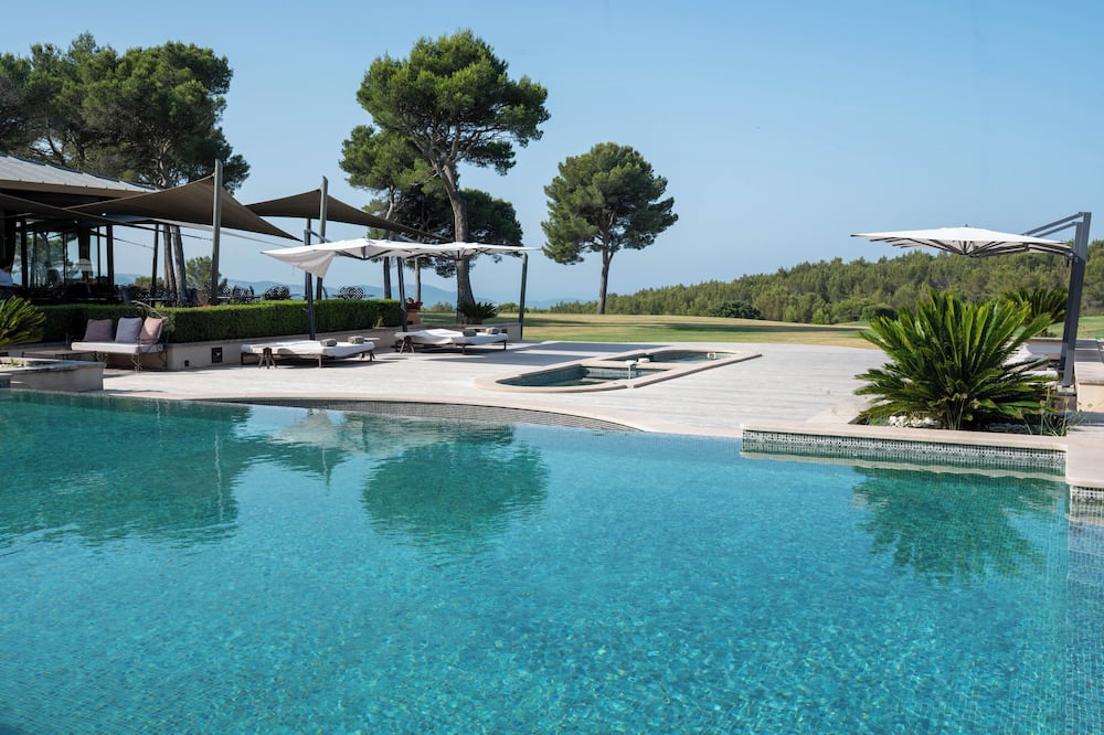 ロテル デュ カステレ 写真