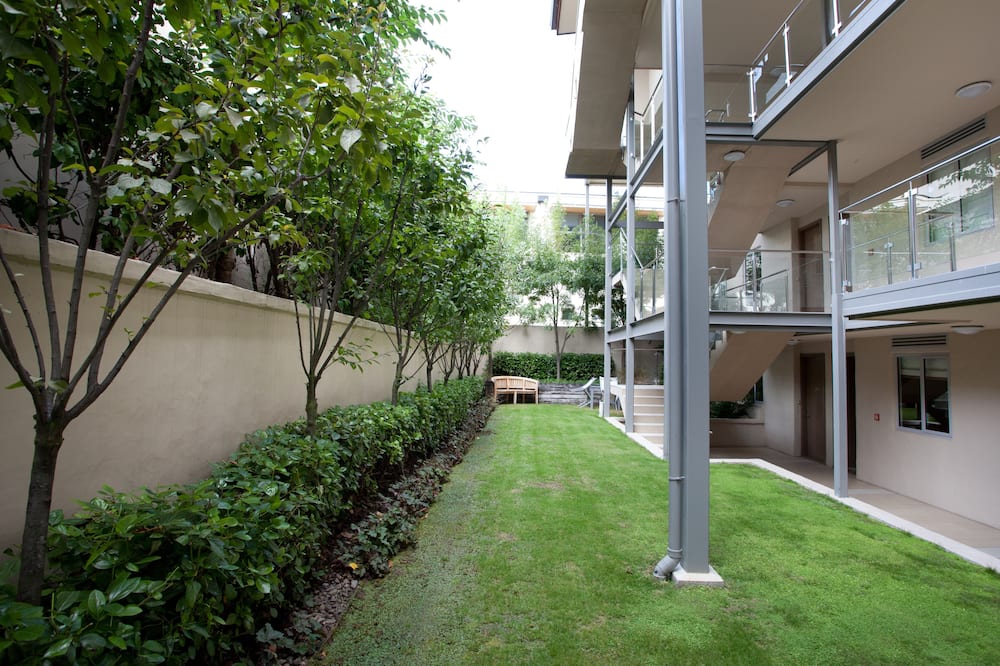 レイクサイド アパートメンツ 写真