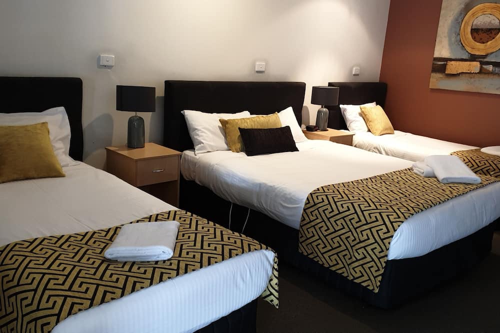 テンターフィールド タバーン アンド モーター イン 写真