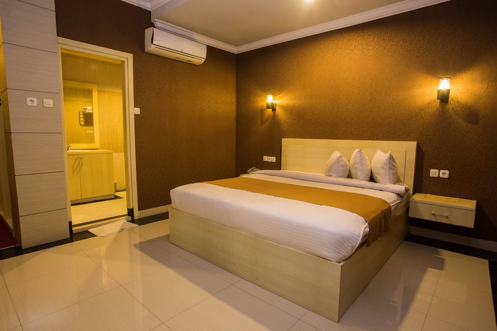 ニュー ラジャ レジデンス【ペット可】 写真