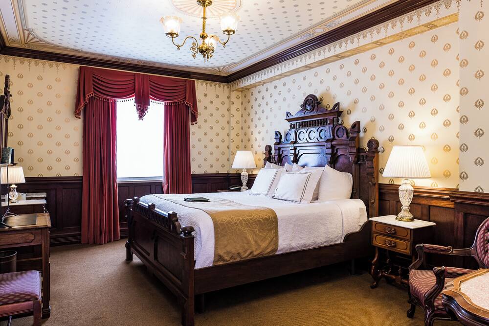 ヒストリック ストラター ホテル 写真