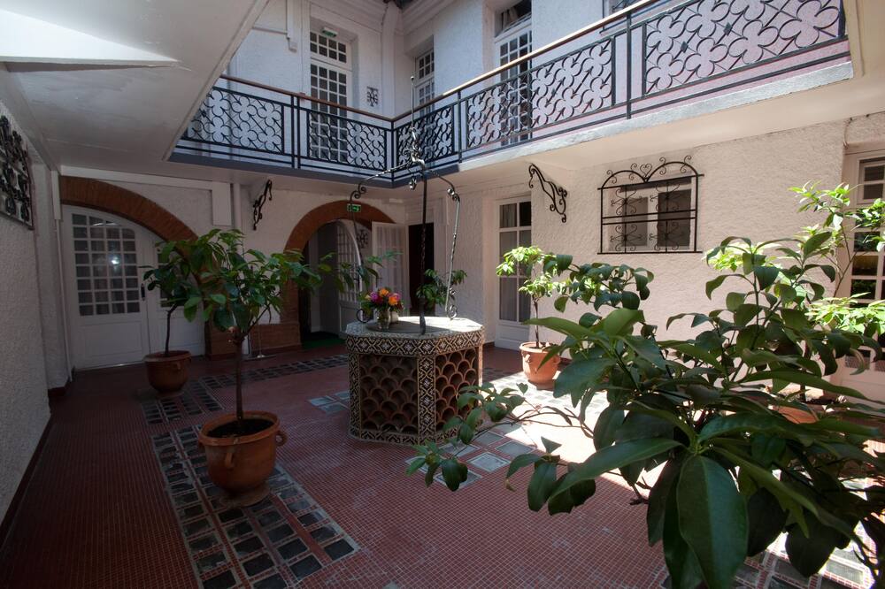 ホステル トゥールーズ ウィルソン 写真