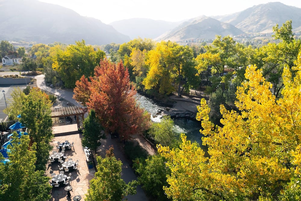 The Golden Hotel, an Ascend Collection Hotel 写真