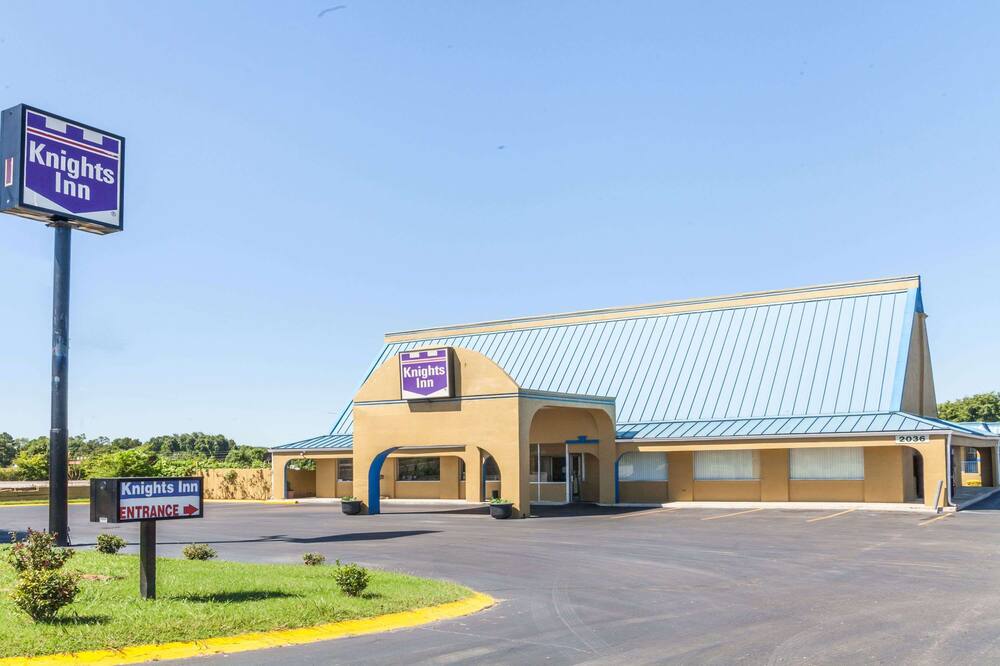 ナイツ イン マーフリーズボロ 写真