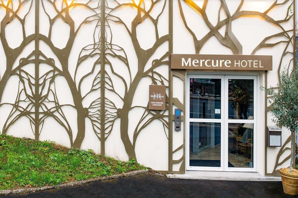ホテル メルキュール パリ シュレーヌ ロンシャン 写真