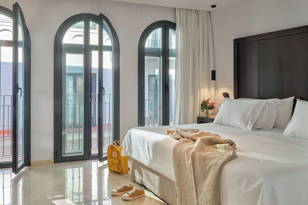 ホテル レイ アルフォンソ X 写真