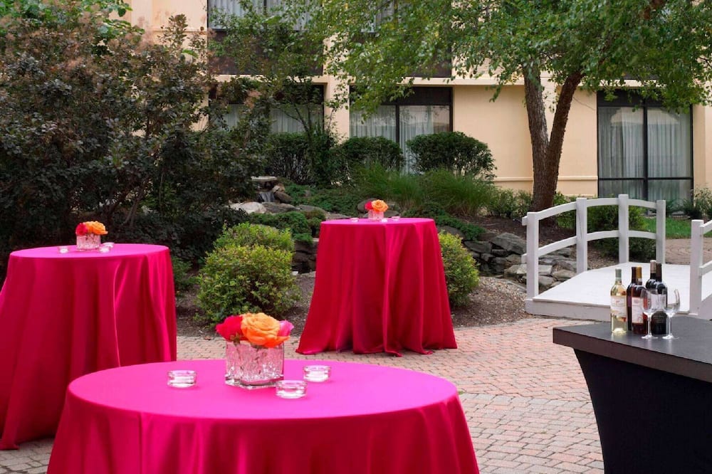 ウィンダム クリーブランド エアポート 写真