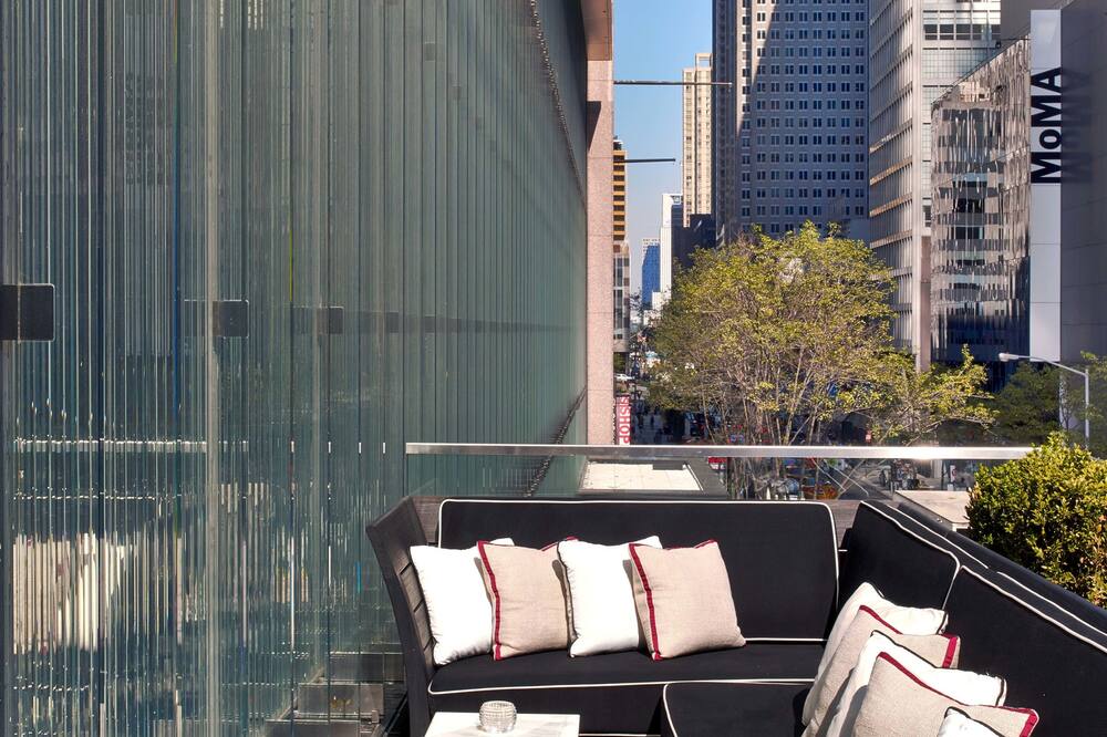 バカラ ホテル アンド レジデンシズ ニューヨーク 写真