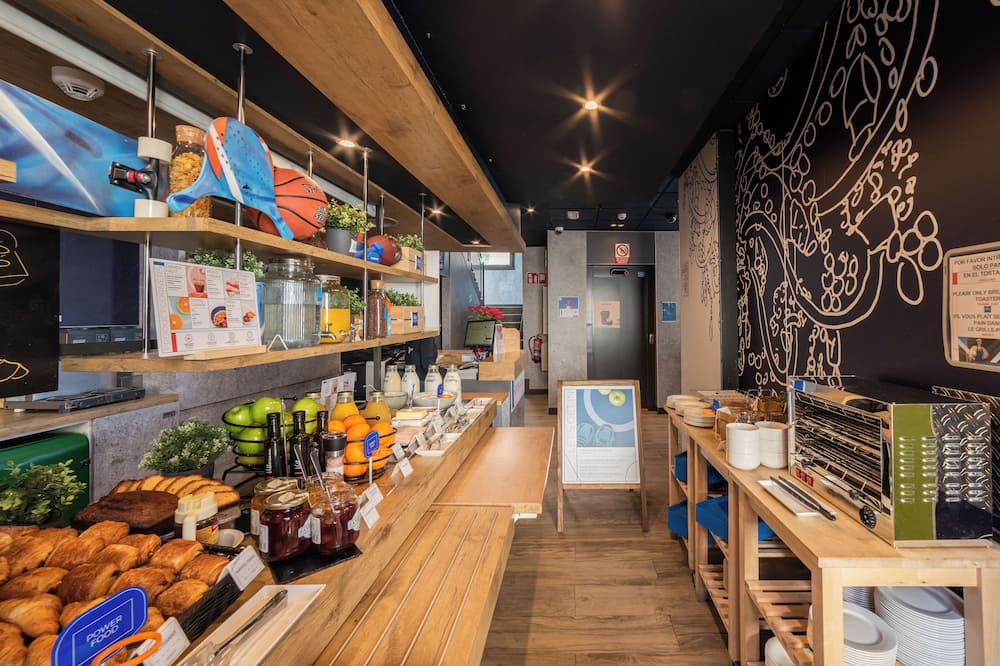 イビス バジェット マドリード カジェ アルカラ 写真