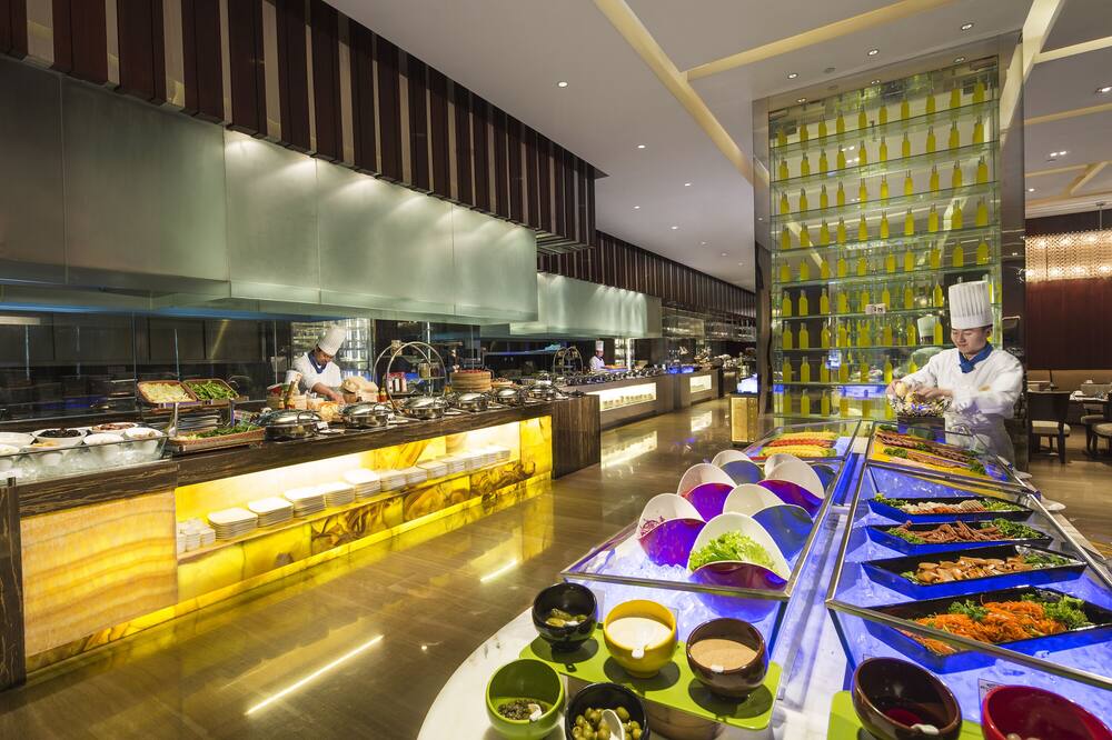 ハワード ジョンソン カンダー プラザ チンタオ (青島康大豪生大酒店) 写真