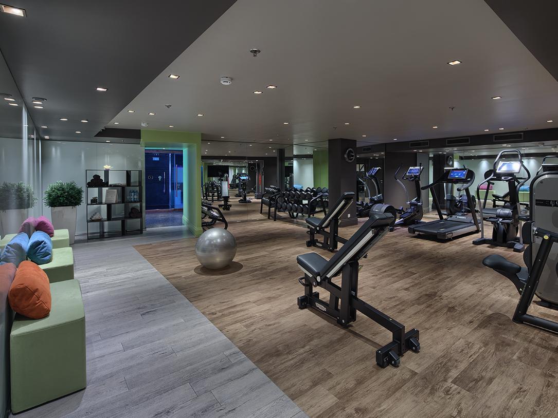 ドミナ セント ピーターズバーグ 写真