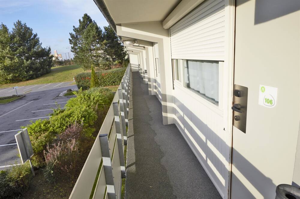 Campanile Lens 写真