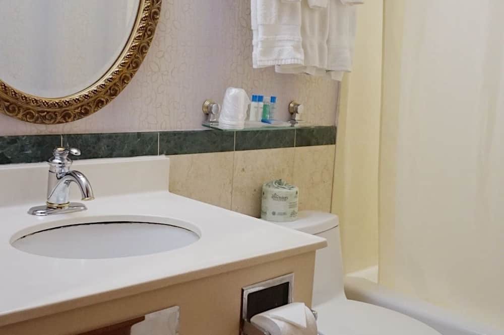 ベストウェスタン クイーンズ コート ホテル 写真