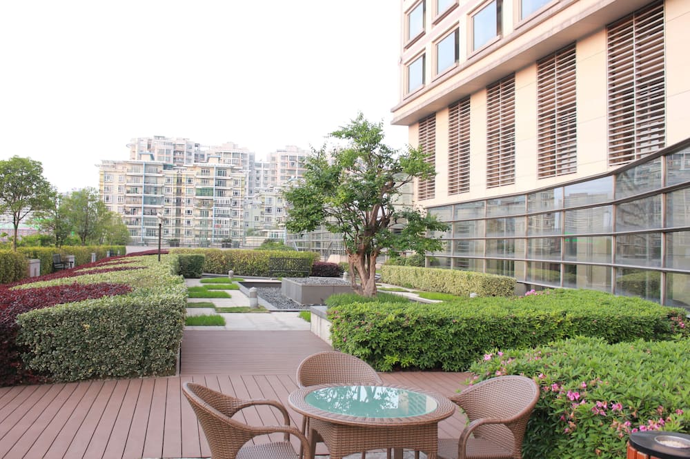 ヒルトン ヘフェイ 写真