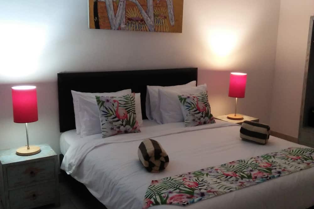 デジャヴ ホテル 写真