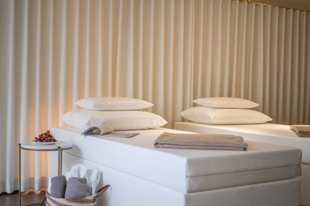 ギャラリア ホテル 写真