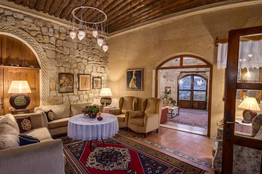 ホテル テメニ エヴィ 写真