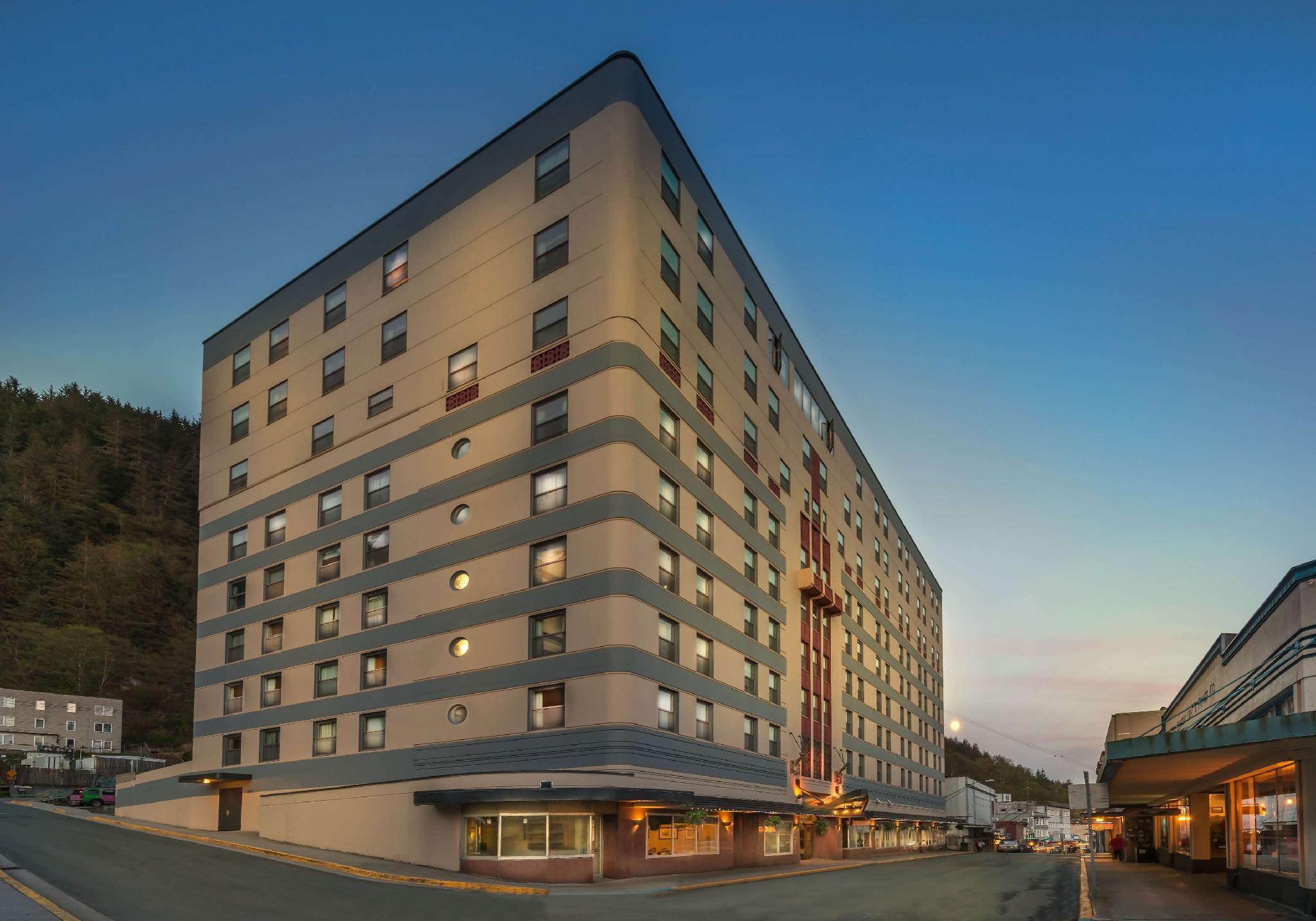 バラノフ ダウンタウン BW シグネチャー コレクション 写真