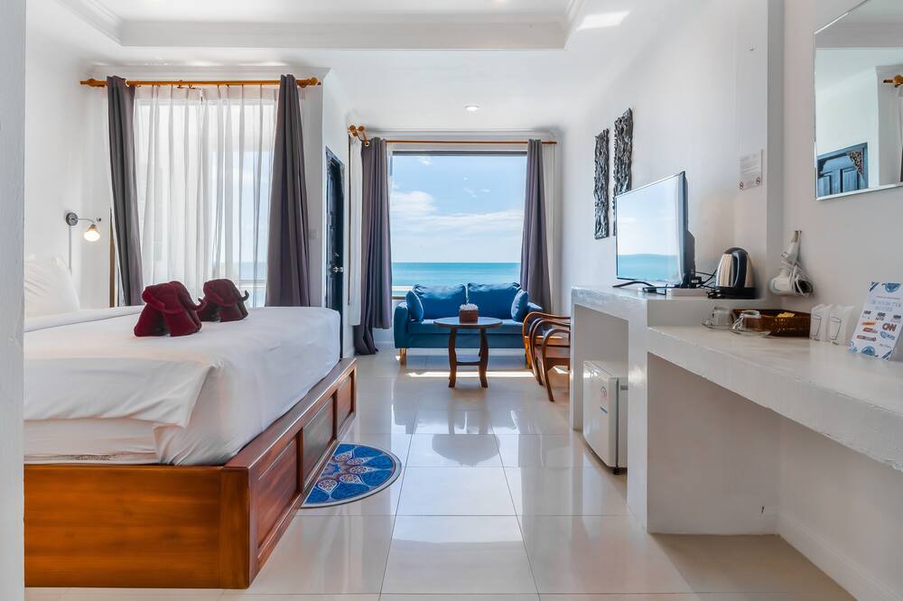 クリスタル ベイ ビーチ リゾート 写真