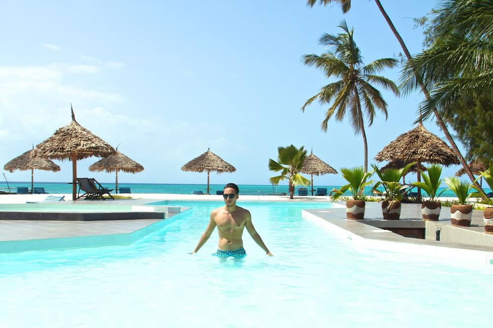 Smiles Beach Hotel 写真