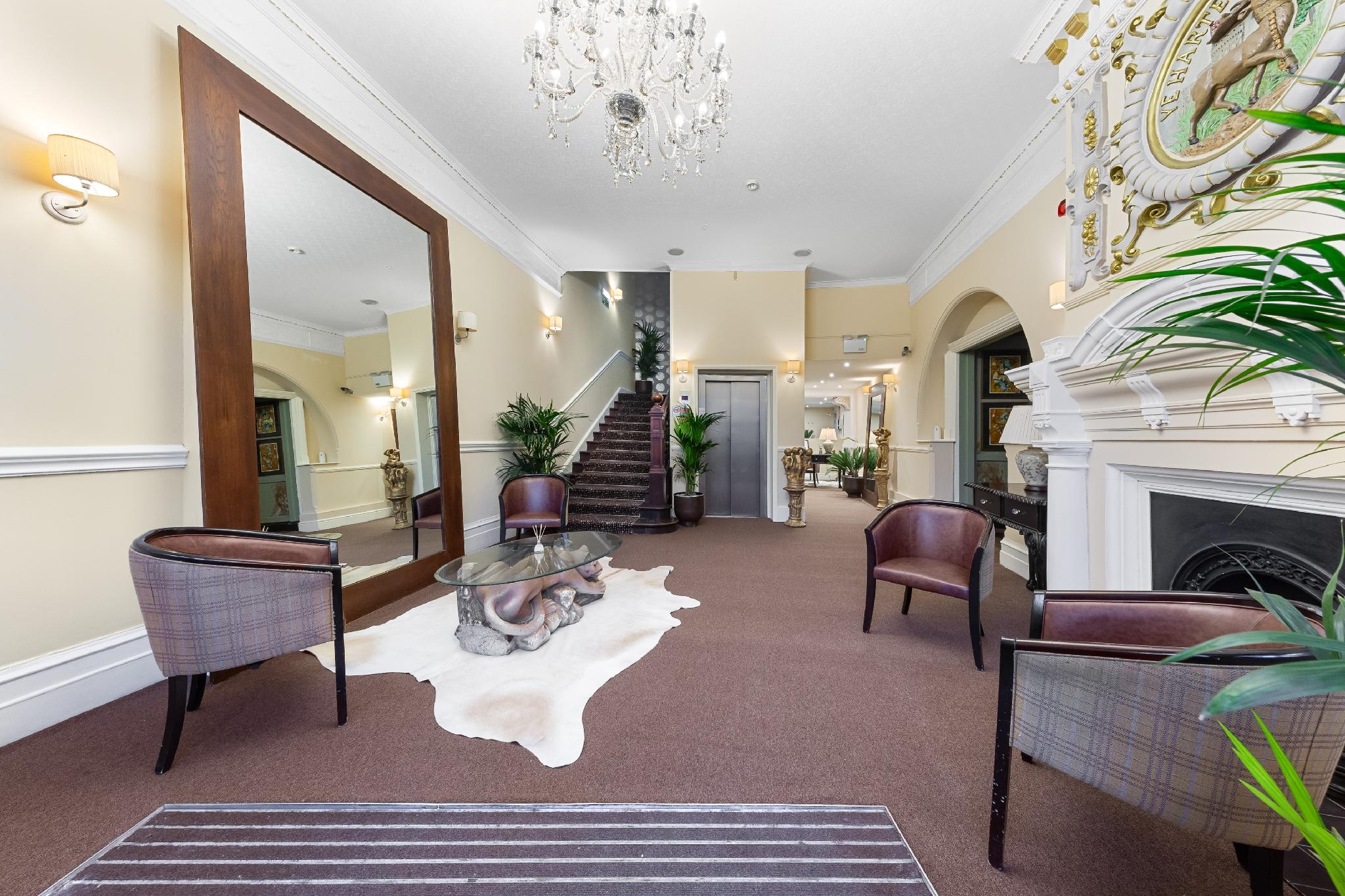 ハート アンド ガーター ホテル 写真