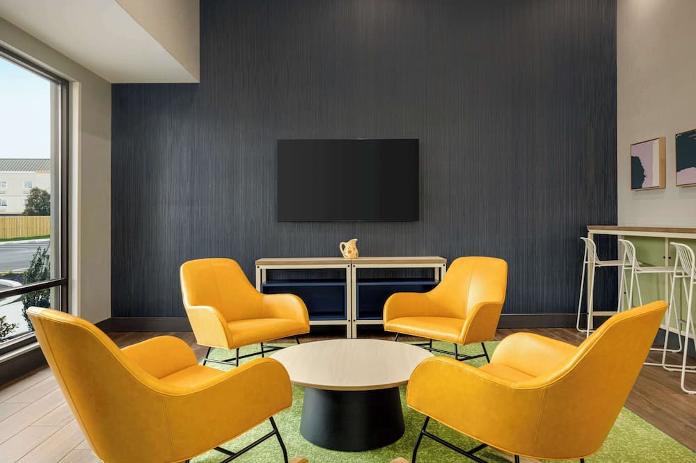 スパーク バイ ヒルトン ナッシュビル アット オプリーランド 写真