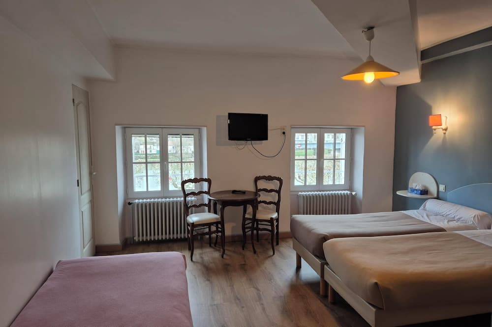 ホテル サン ジャン 写真