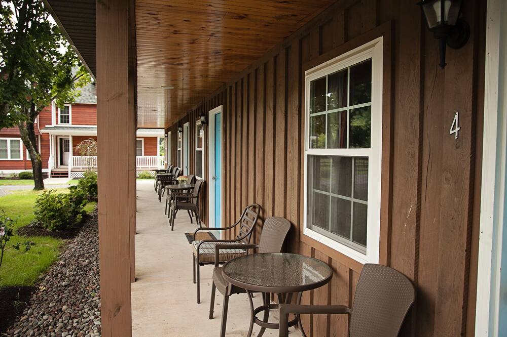 ブルー ヒル ロッジ 写真