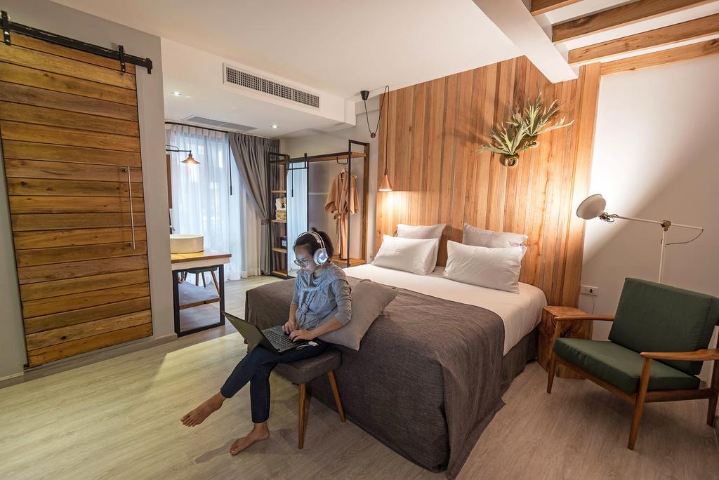 ファミリー トゥリー ホテル 写真