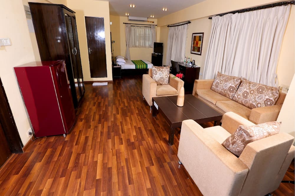 オリッテル ウエスト 写真