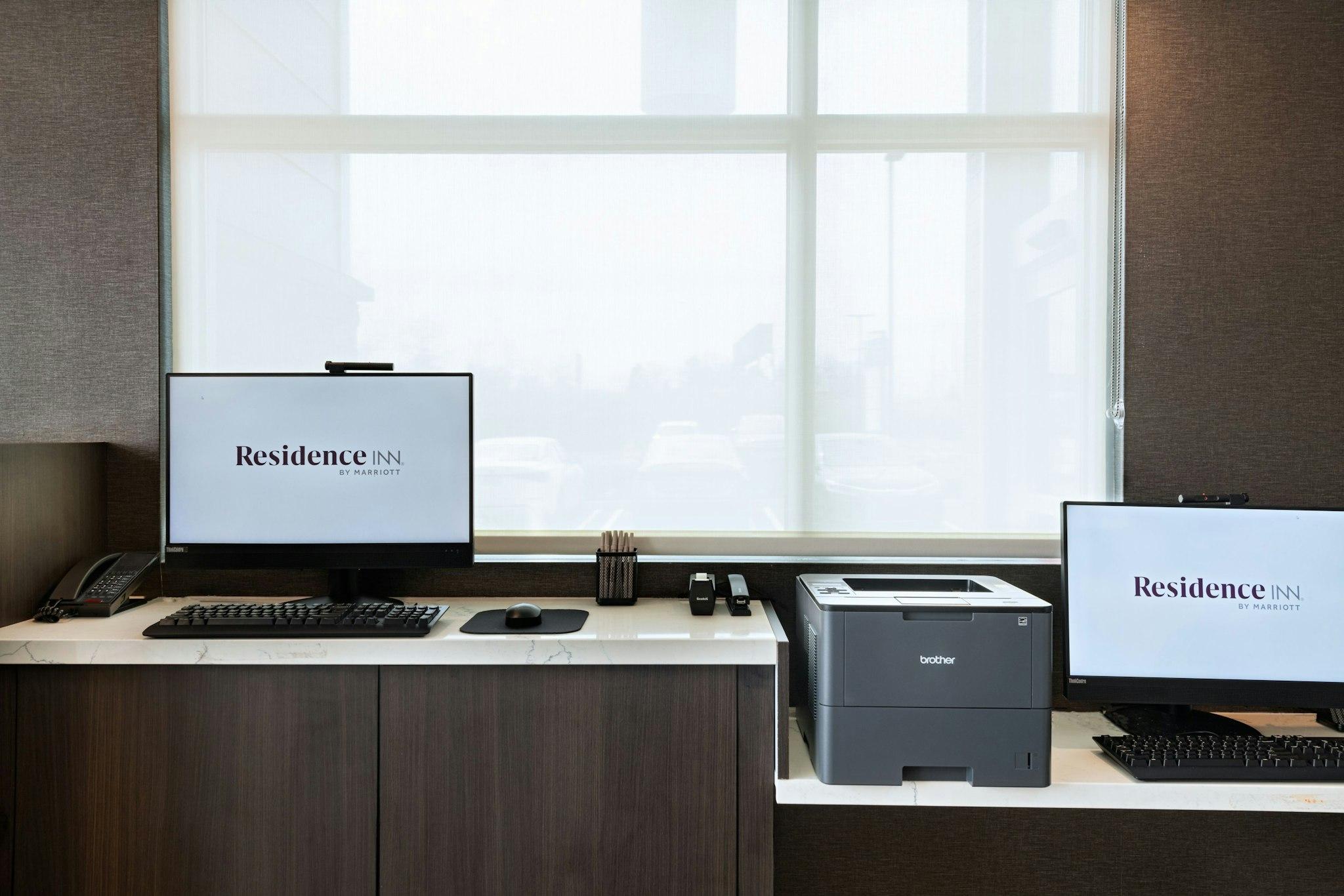 Residence Inn by Marriott New Brunswick Tower Center Blvd. 写真