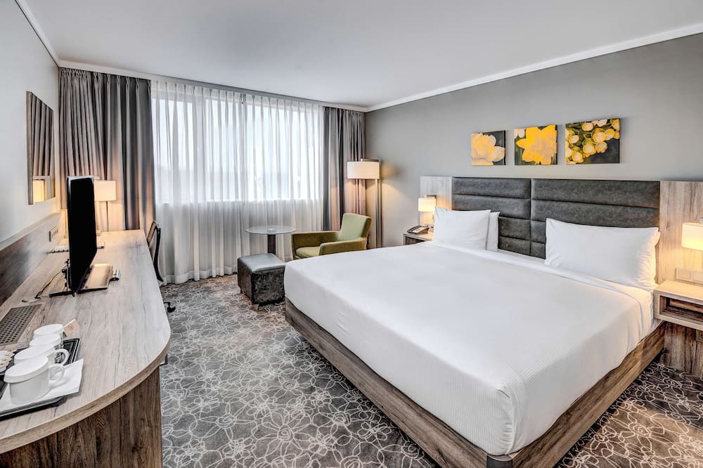 ヒルトン ガーデン イン ウィーナー ノイシュタット 写真