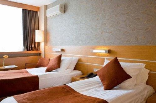 ホテル トゥナリ 写真