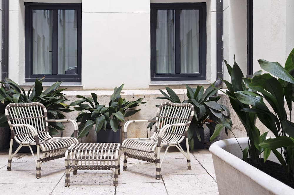 One Shot Recoletos 写真