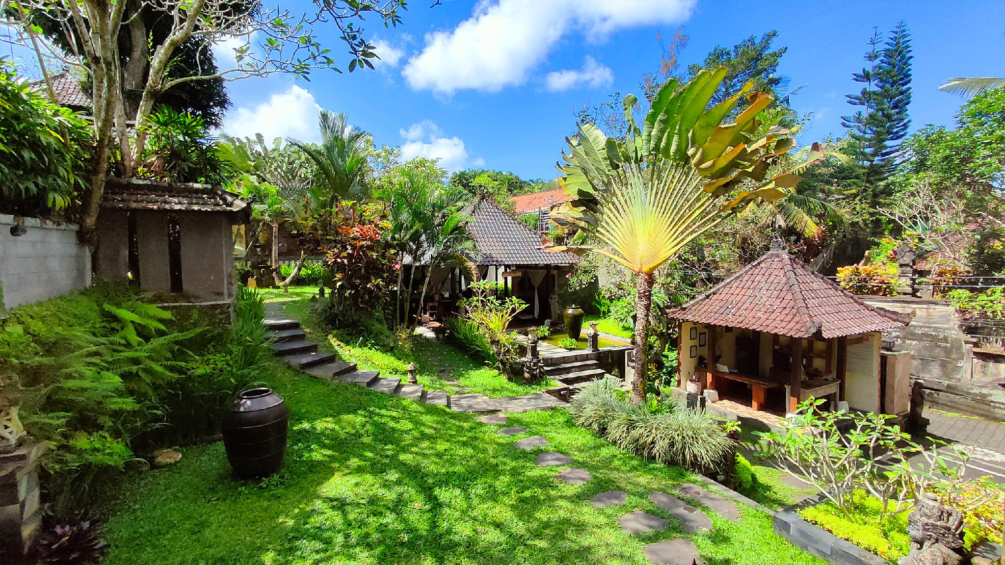 ヴィラ ニルヴァーナ バリ 写真