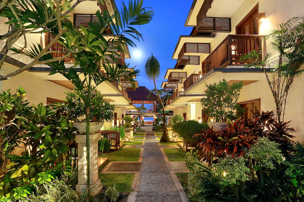 レスパティ ビーチ ホテル 写真