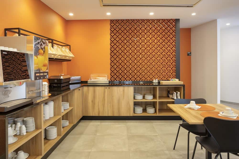 メイド  イン ファロ 写真