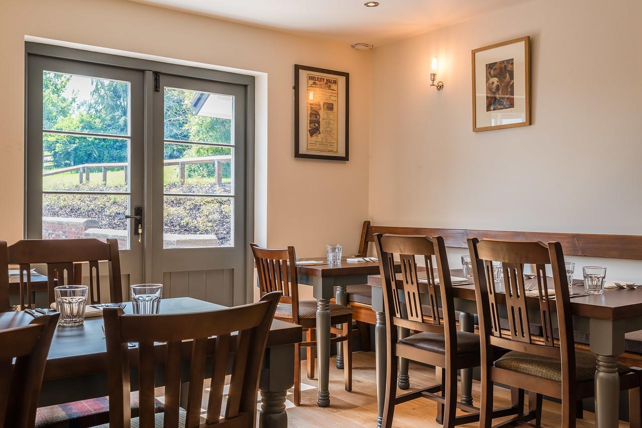 ザ  ベイティング ハウス アンド ロッジズ 写真