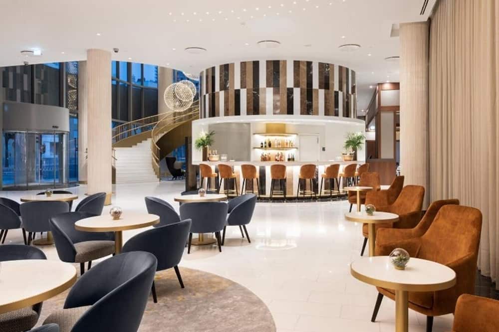 ユーロスターズ ユニバーサル リスボア 写真