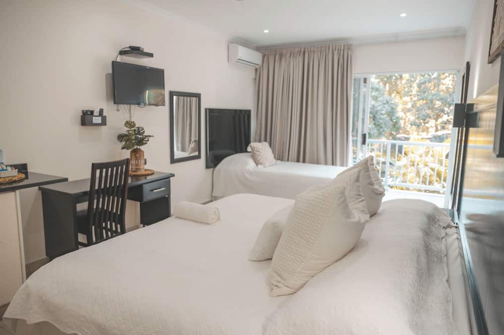 ビサイド スティル ウォーターズ ブティック ホテル 写真