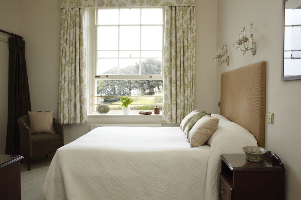 ザ ロイヤル ホテル 写真