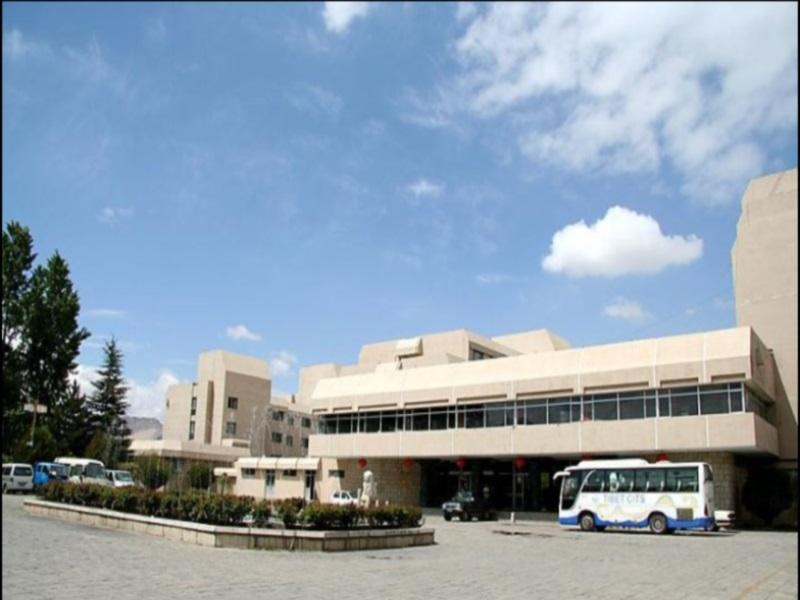 ラサ ホテル 写真