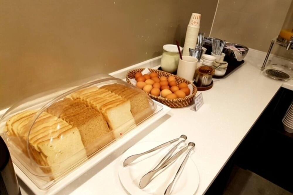 アイ - チェック ホテル 写真