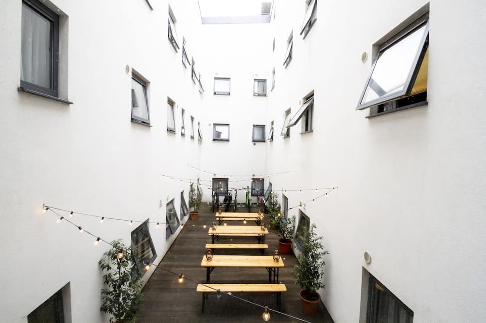 ジェネレーターダブリン 写真