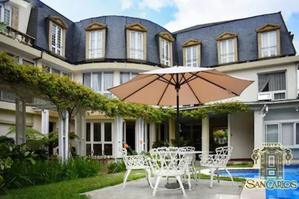 ホテル サン カルロス 写真