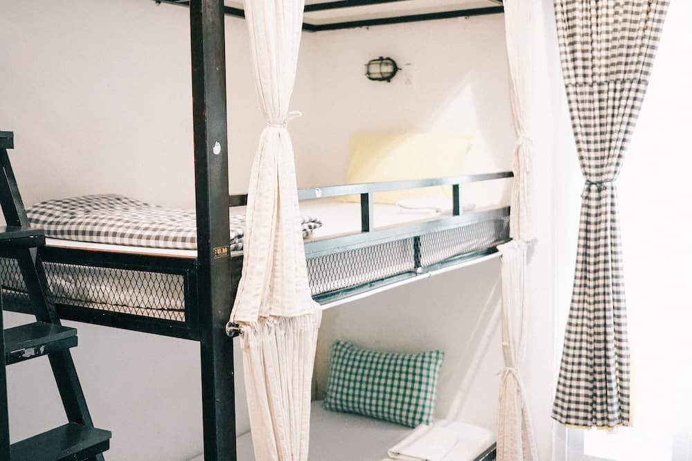 リリーズ ホステル 写真