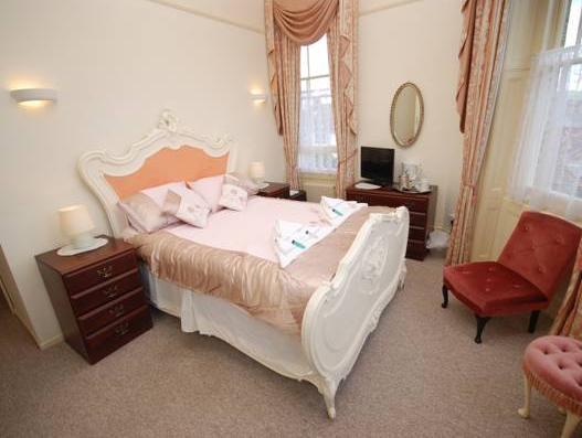 カプレラ ホテル 写真