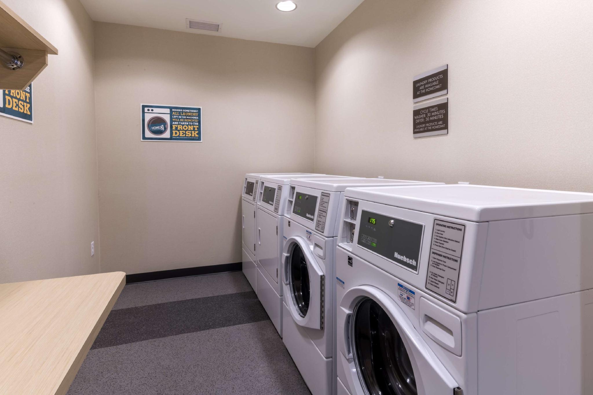 ホームツー スイーツ バイ ヒルトン 写真