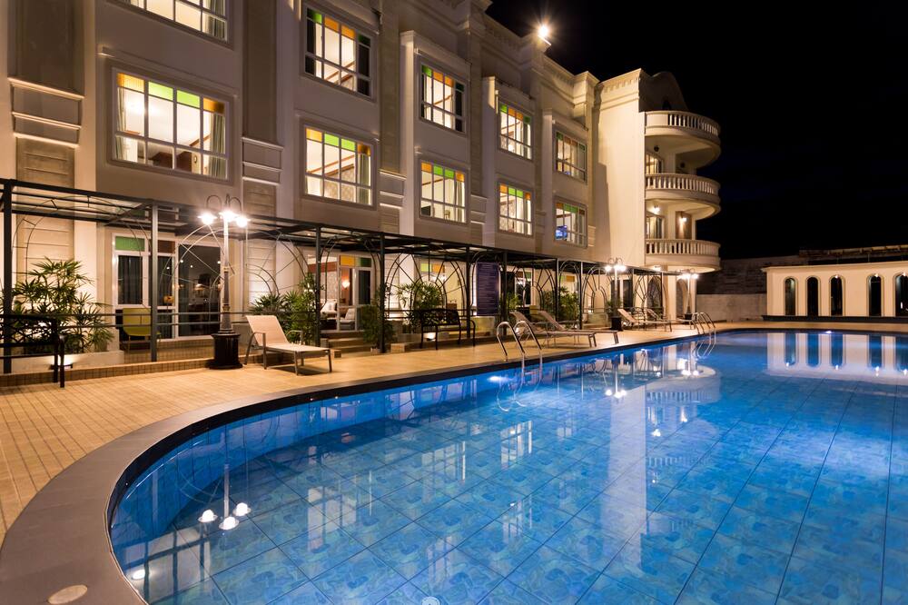 エラワン パンガー ホテル、ナタイ ビーチ 写真